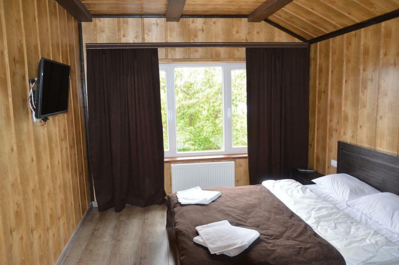 Royal House Villa Kamjanets-Podilskyi Eksteriør billede